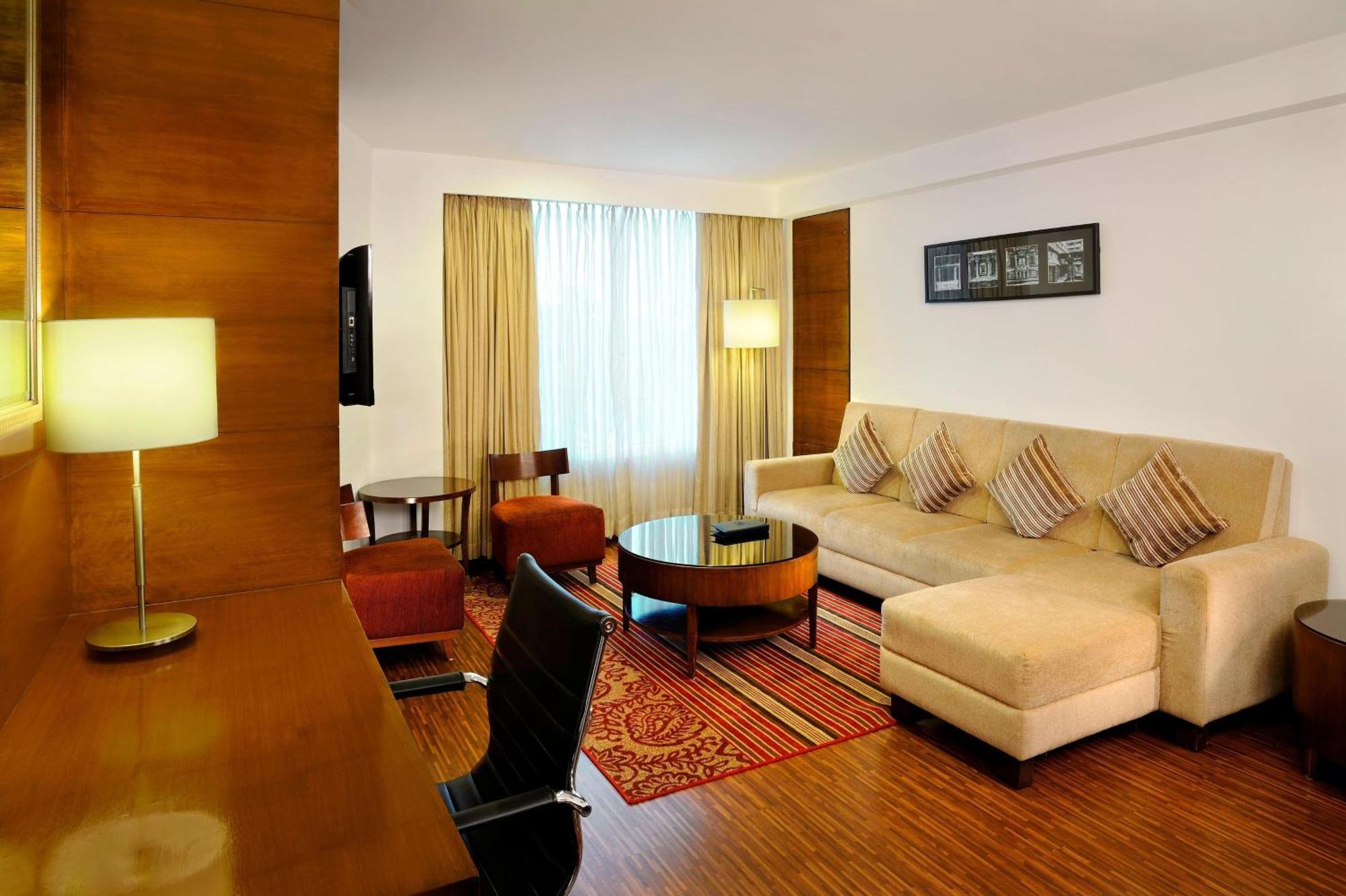 Four Points By Sheraton Ahmedabad Ngoại thất bức ảnh