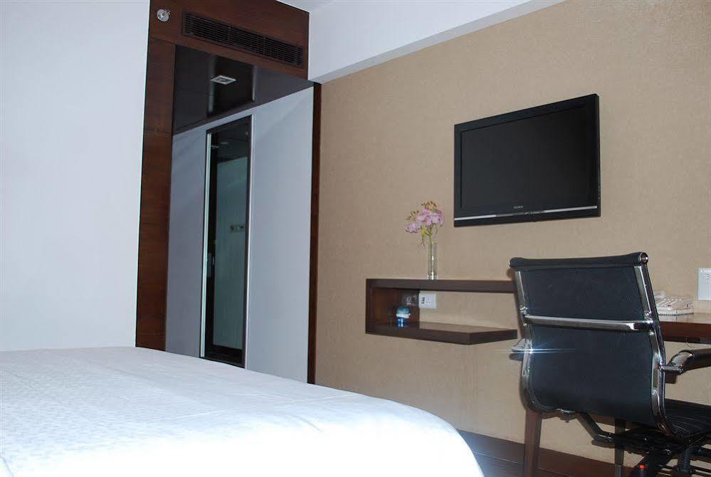 Four Points By Sheraton Ahmedabad Ngoại thất bức ảnh
